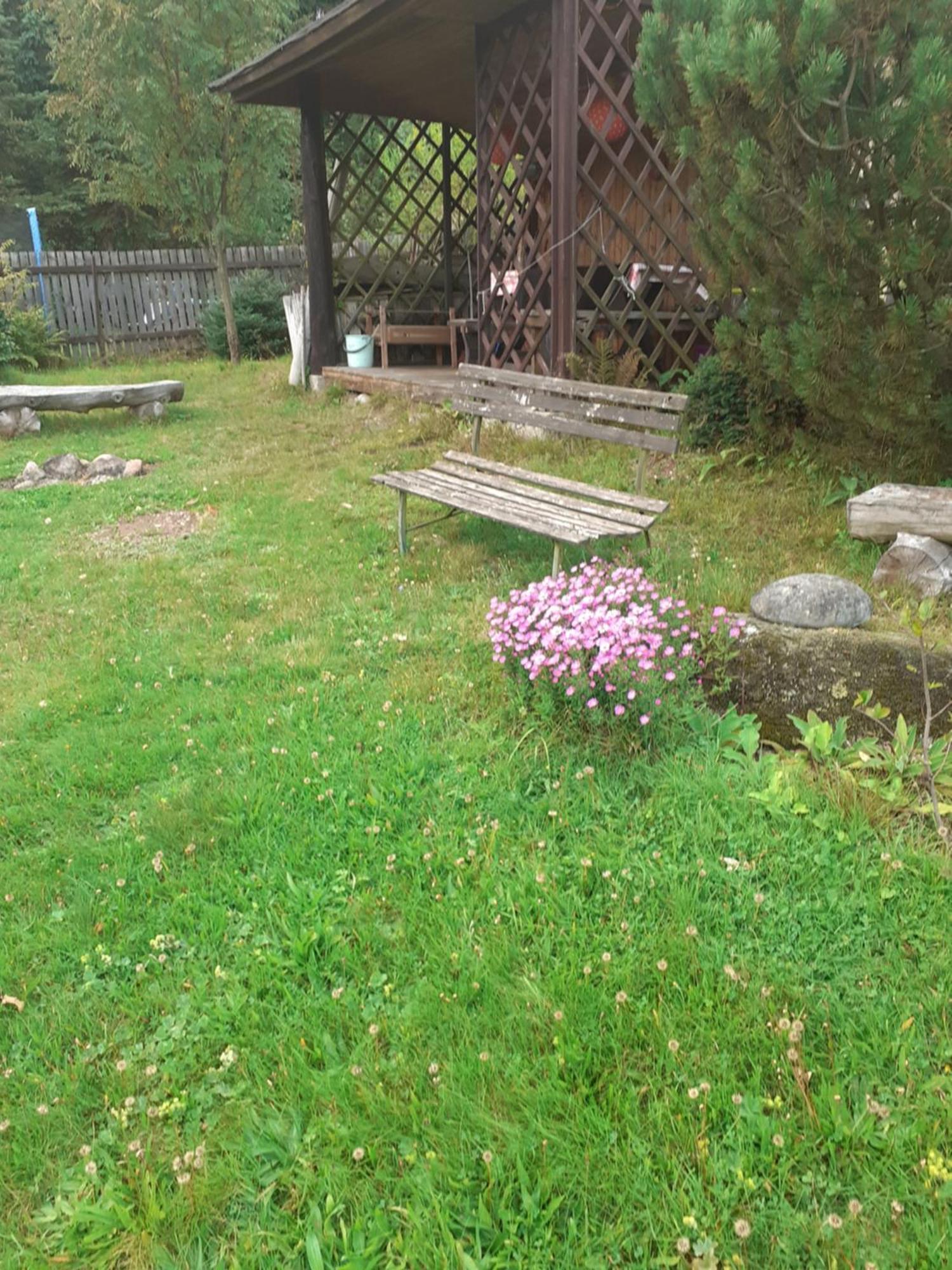 Apartment Arnika Korenov Luaran gambar